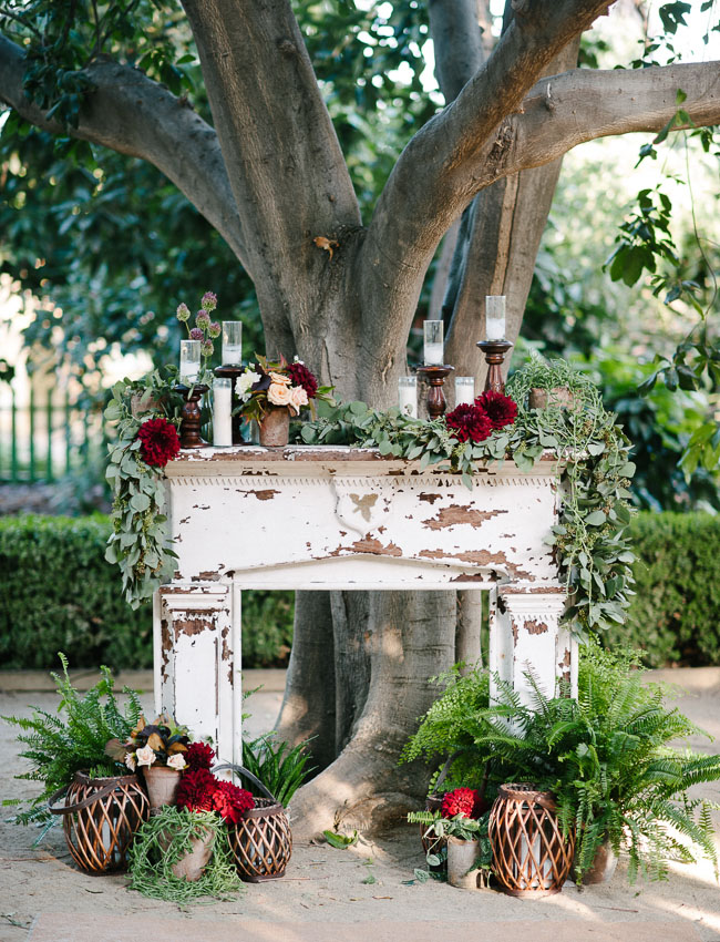 GWS Favorite Wedding Details From 2014 Part {3} : Floral Mantle