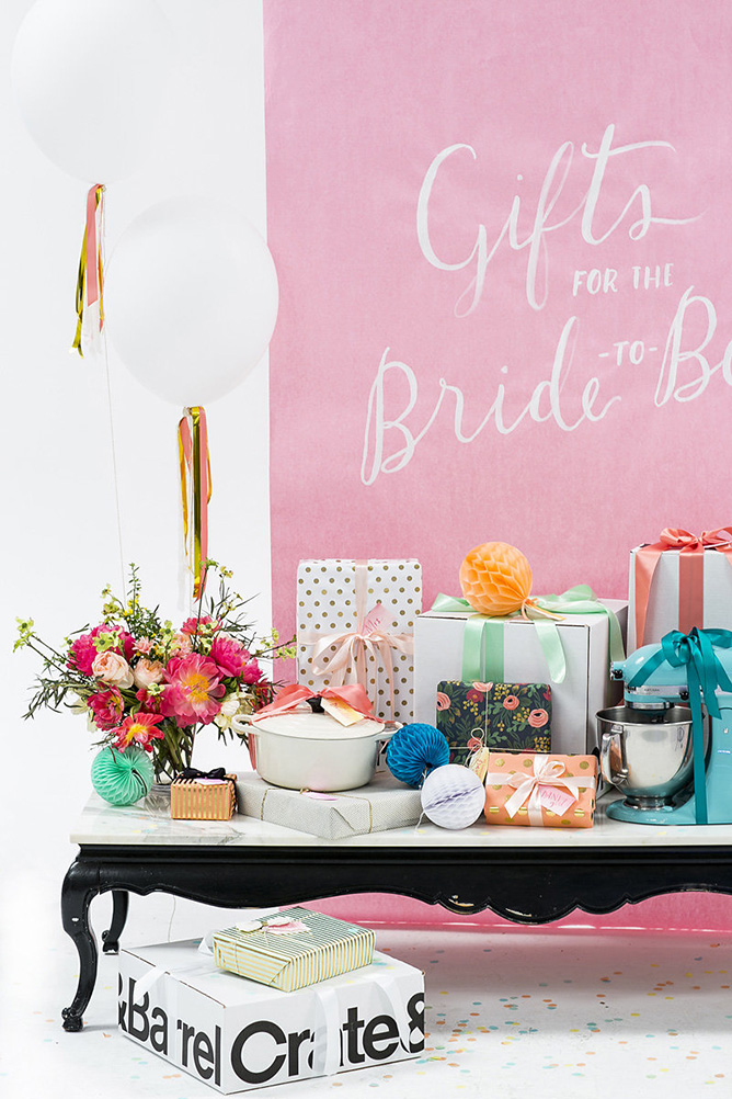 bridal-shower-gift-table-ideas