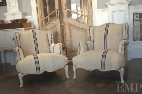 New Arrivals: Cream & Black Grain Sack Wingbacks