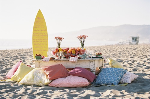 Found-Vintage-Beach-Wedding-Braedon-Flynn-colorful