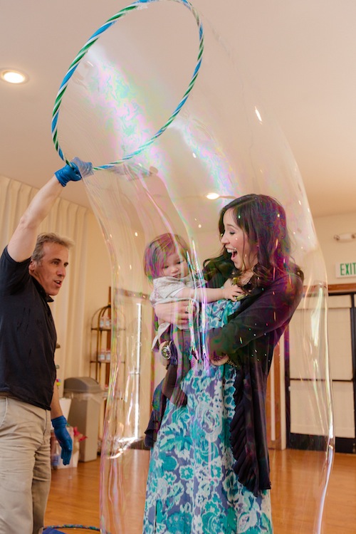 kids-birthday-party-bubbles-love-and-splendor