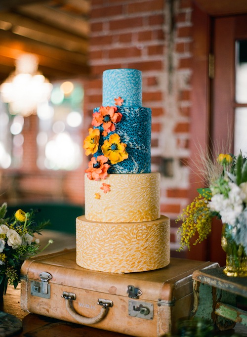 rustic-van-gogh-cake-wedding-shoot-found-vintage-rentals