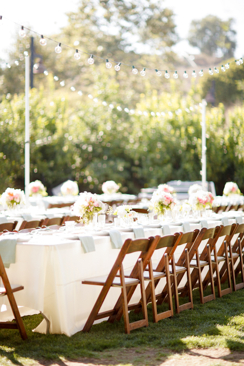 Ashlee-Raubach-newport-beach-wedding-california-twig-and-twine-neutral-vintage-lounge-furniture-