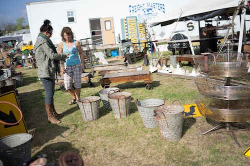 found-vintage-rentals-studio-emp-jeni-maus-round-top-texas-flea-market-olive-basket-patina