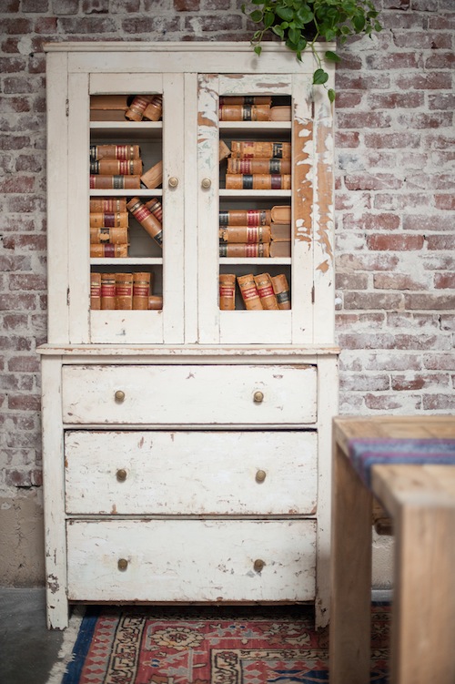 found-vintage-rentals-summer-look-book-americana-books-cabinet