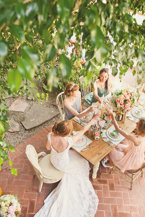 Victorian-Bridal-shoot-ruche-casa-de-perrin-found-vintage-rentals-kim-le-photography